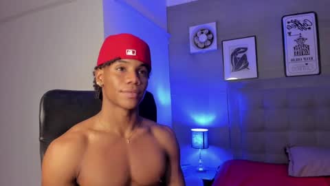 Snapshot of marcelo_dosantos77 chatting on 02.01.25 MARCELO online show from 02.01.25