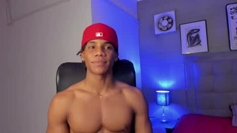 Snapshot of marcelo_dosantos77 chatting on 02.01.25 MARCELO online show from 02.01.25