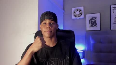 Snapshot of marcelo_dosantos77 chatting on 02.07.25 MARCELO online show from 02.07.25