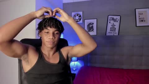 Snapshot of marcelo_dosantos77 chatting on 02.13.25 MARCELO online show from 02.13.25