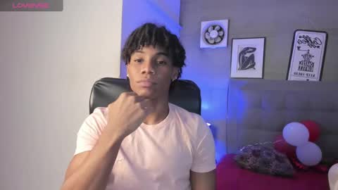 Snapshot of marcelo_dosantos77 chatting on 02.20.25 MARCELO online show from 02.20.25