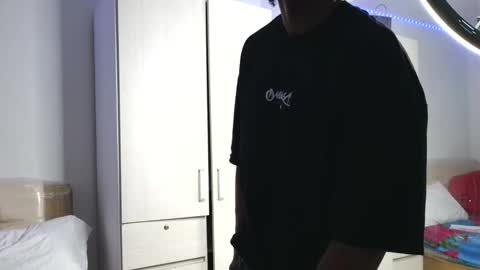 Snapshot of marcelo_dosantos77 chatting on 09.25.25 MARCELO online show from 09.25.25