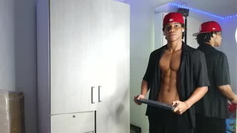 Snapshot of marcelo_dosantos77 chatting on 09.28.25 MARCELO online show from 09.28.25