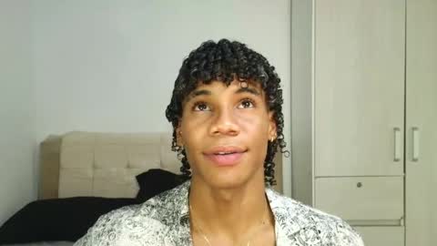 Snapshot of marcelo_dosantos77 chatting on 05.12.26 MARCELO online show from 05.12.26
