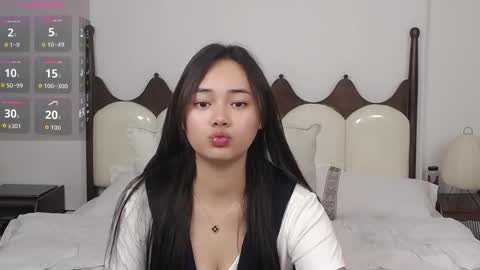 Snapshot of marcialena chatting on 11.30.25 Lena online show from 11.30.25