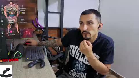 Snapshot of marckmuscle chatting on 07.19.26 Marck Independent model online show from 07.19.26
