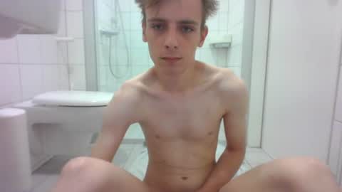 Snapshot of marco13145 chatting on 07.18.26 marco13145 online show from 07.18.26