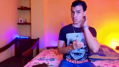 Snapshot of marcus_hanks chatting on 10.13.25 Marcus Hanks online show from 10.13.25