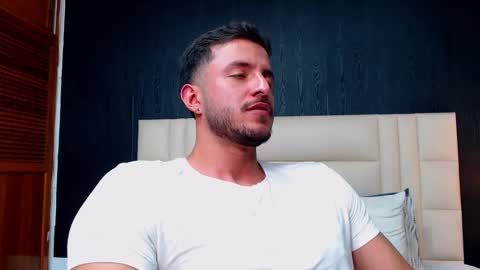Snapshot of marcus_lafourt chatting on 03.11.25 marcus_lafourt online show from 03.11.25