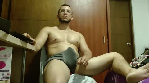   online show from 10.04.25