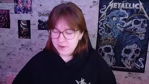 Snapshot of margaret_red chatting on 05.14.26 Margaret online show from 05.14.26