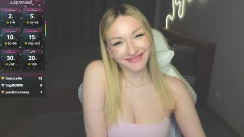 Snapshot of margaretsweet1 chatting on 05.27.26 Margaret online show from 05.27.26