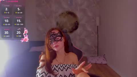 Snapshot of margo_kellly chatting on 06.26.26 Margo Kellly online show from 06.26.26