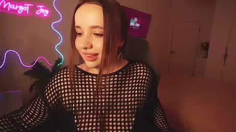 Snapshot of margott_joy chatting on 05.01.26 Margo online show from 05.01.26
