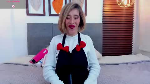 Snapshot of margott_mature chatting on 07.30.26 Margott online show from 07.30.26