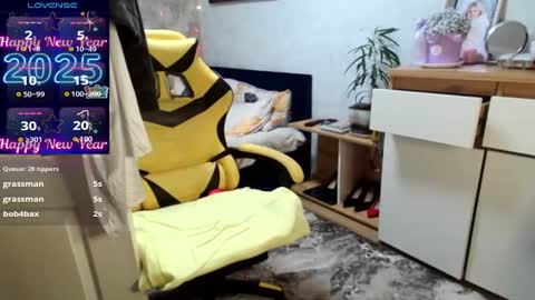 Mari online show from 01.16.25