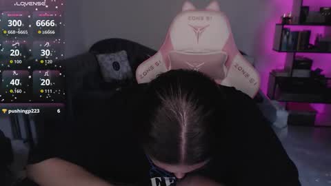 mari moore online show from 11.26.25