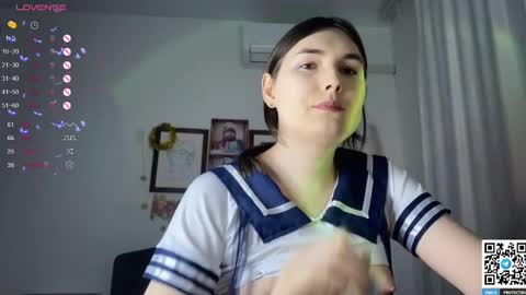 Snapshot of maria_bowie chatting on 02.01.25 Maria online show from 02.01.25