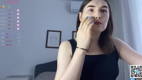 Snapshot of maria_bowie chatting on 02.13.25 Maria online show from 02.13.25