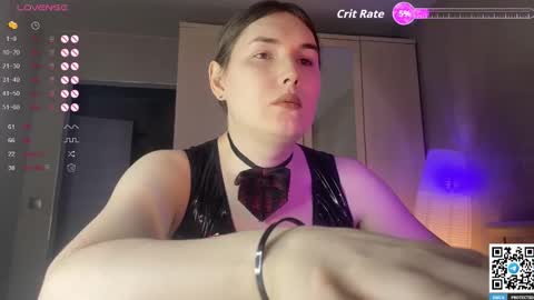 Snapshot of maria_bowie chatting on 10.26.25 Maria online show from 10.26.25