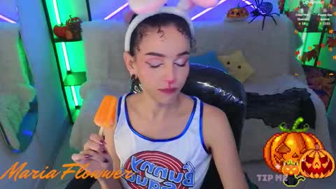 Snapshot of maria_flowwer chatting on 10.26.25 Maria Flowwer online show from 10.26.25