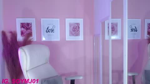  Instagram soymj01 online show from 12.19.24