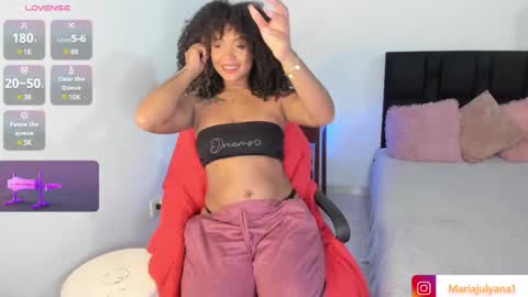 V A N E S S A  online show from 03.08.25