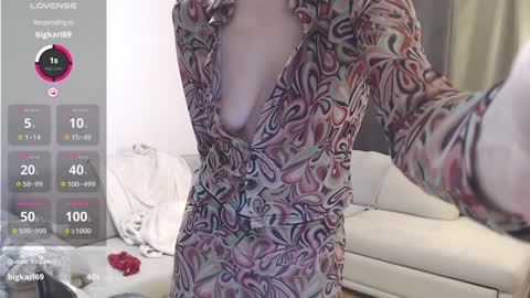 Mari online show from 12.18.24