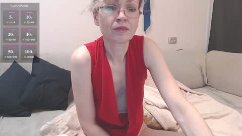 Mari online show from 01.25.25