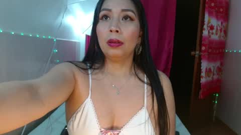 Snapshot of mariajose2015 chatting on 07.18.26 Mariajose online show from 07.18.26