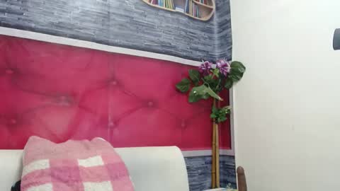 Snapshot of mariam_schubert chatting on 12.12.24 mariam_schubert online show from 12.12.24