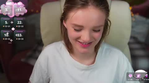 Snapshot of mariamedow chatting on 06.11.26 Maria online show from 06.11.26