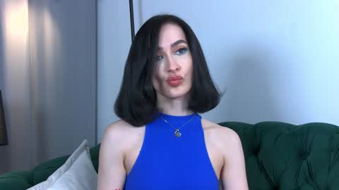 MariaMenson online show from 01.30.25