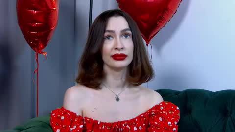 MariaMenson online show from 02.14.25