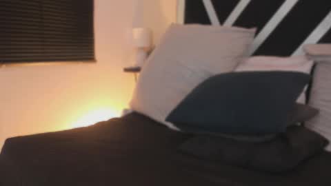 Marian online show from 12.21.25