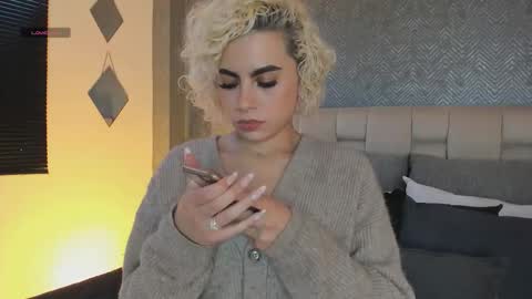 Marian online show from 01.12.26