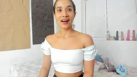 Marian online show from 10.18.25