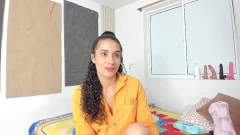 Marian online show from 11.05.25