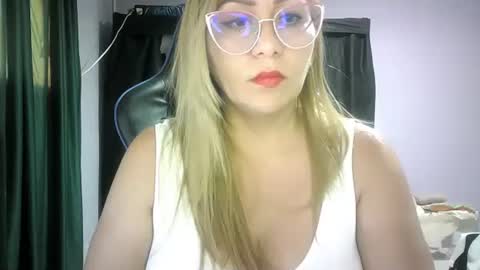 mariana995649 online show from 09.13.25