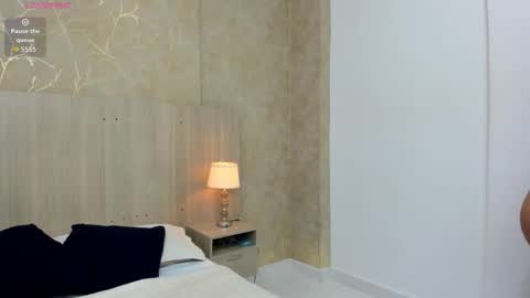 Snapshot of mariana_allen chatting on 11.05.25 Mariana Allen online show from 11.05.25