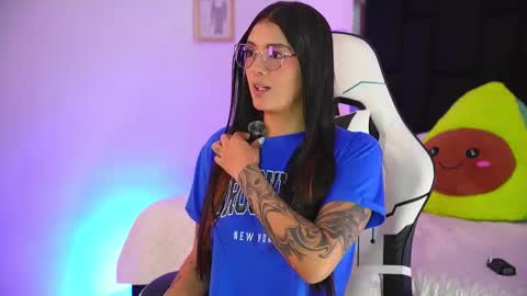 Mariana  online show from 03.25.26