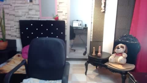 Snapshot of mariana_night chatting on 09.11.25 mariana_night online show from 09.11.25