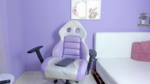 Snapshot of mariana_rossi_ chatting on 02.22.25 mariana_rossi_ online show from 02.22.25