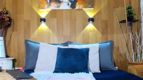 Mariana Angel online show from 11.20.25