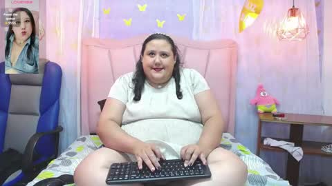 Snapshot of marianabbw30 chatting on 04.25.26 Marianabbw online show from 04.25.26