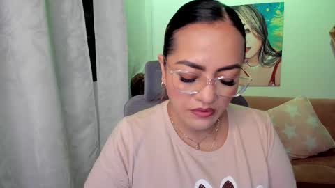 Mariana Lopez online show from 11.22.25