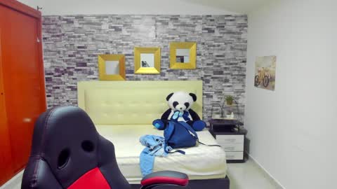 Snapshot of marianaxxx__ chatting on 01.17.25 Mariana online show from 01.17.25