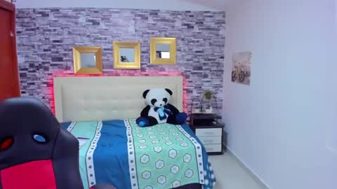 Snapshot of marianaxxx__ chatting on 01.21.25 Mariana online show from 01.21.25