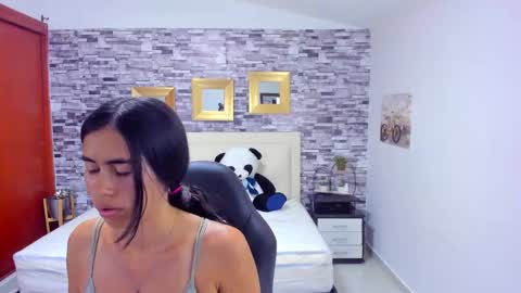 Snapshot of marianaxxx__ chatting on 03.03.25 Mariana online show from 03.03.25