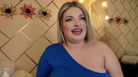 Snapshot of marianeporter_ chatting on 09.10.25 marianeporter online show from 09.10.25